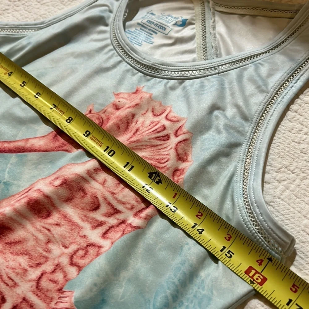 Reel Legends Linnea “Lea” Szynanski. Seahorse Tank Size small - Picture 5 of 6